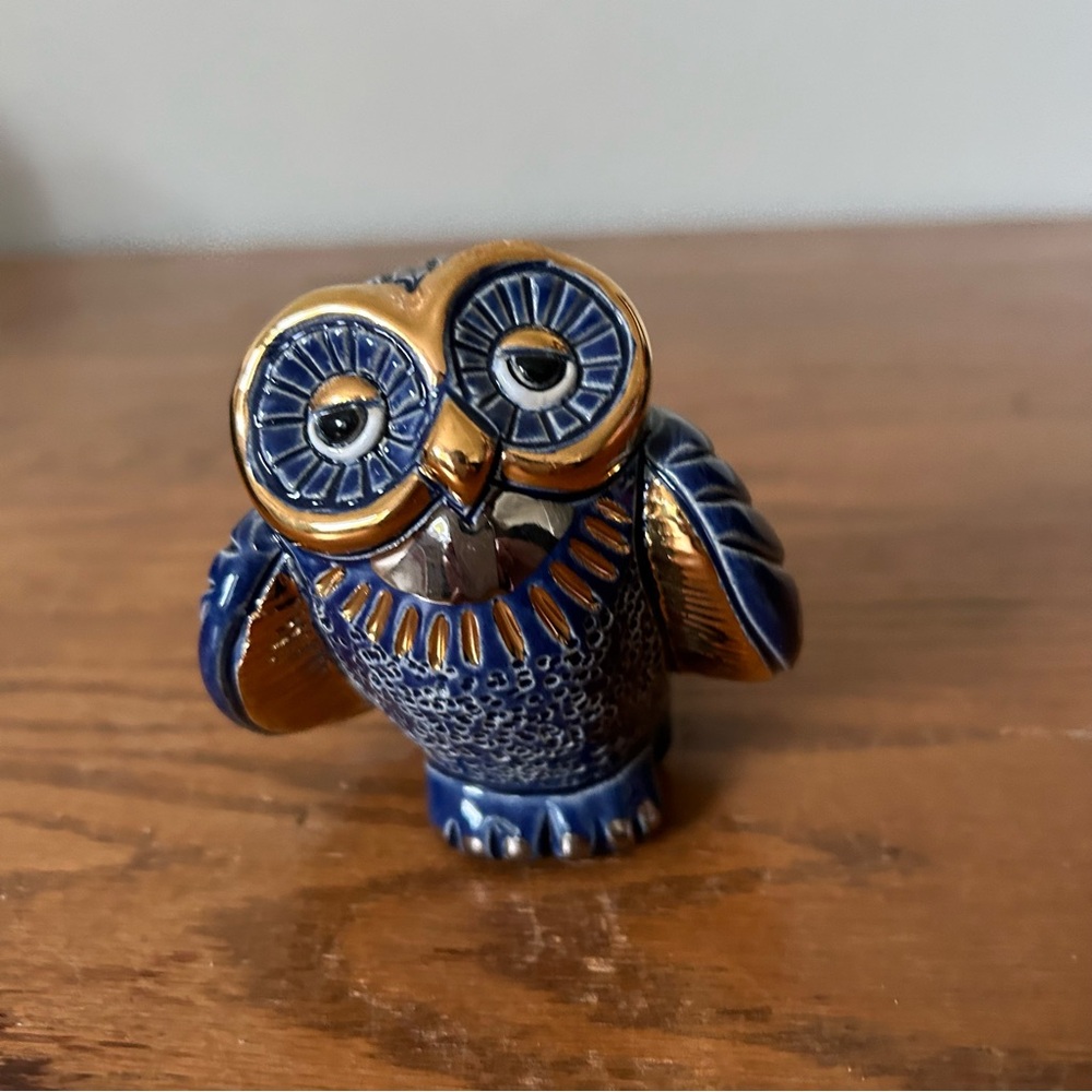 Intricate Blue and Gold Ceramic Owl Art Rinconada